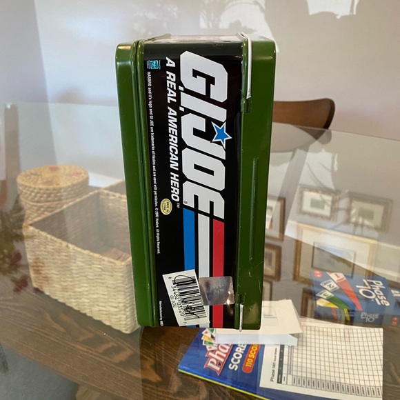 Vintage metal GI Joe lunch box; minor scratches; latch works great. - Picture 9 of 11